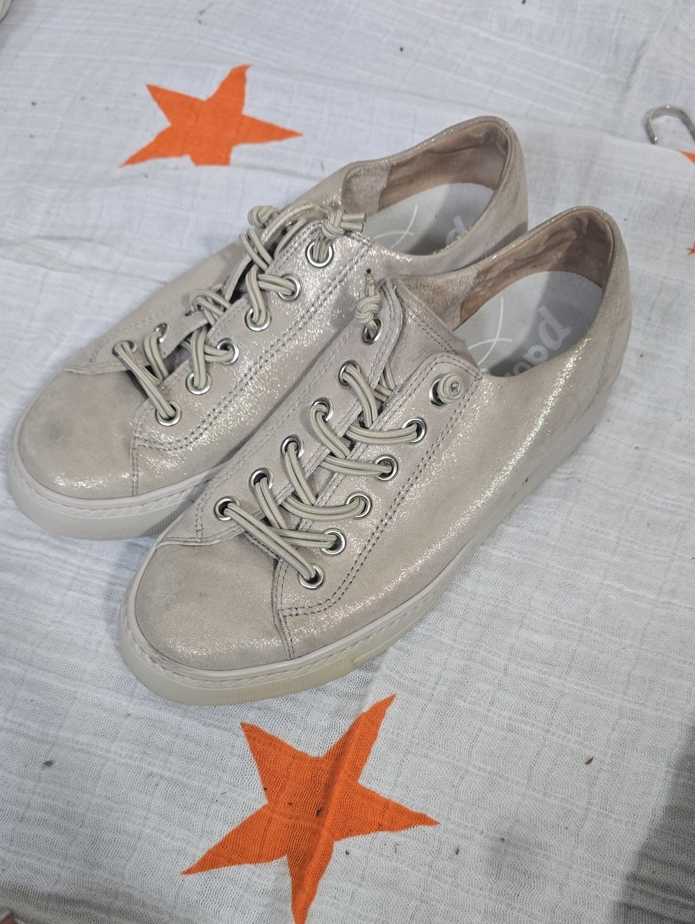 Paul Green Shimmery Beige Lace-Up Sneakers